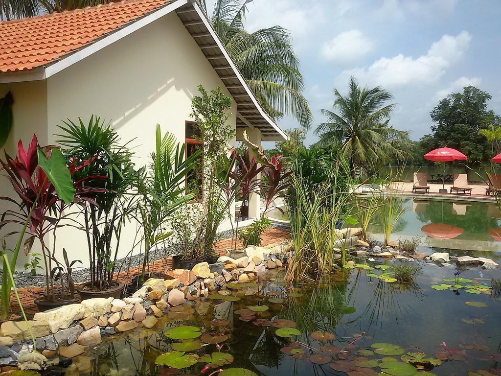 Pink Sands Villa (Adults Only) Kampot Exterior photo